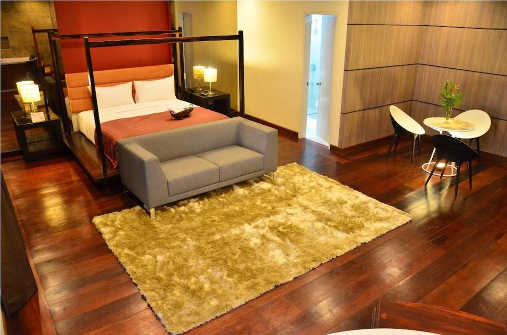 One Manalo Place Puerto Princesa Zewnętrze zdjęcie