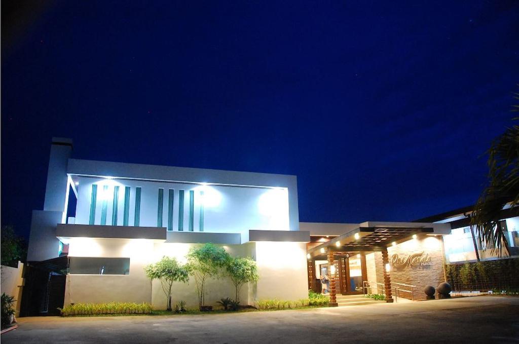 One Manalo Place Puerto Princesa Zewnętrze zdjęcie