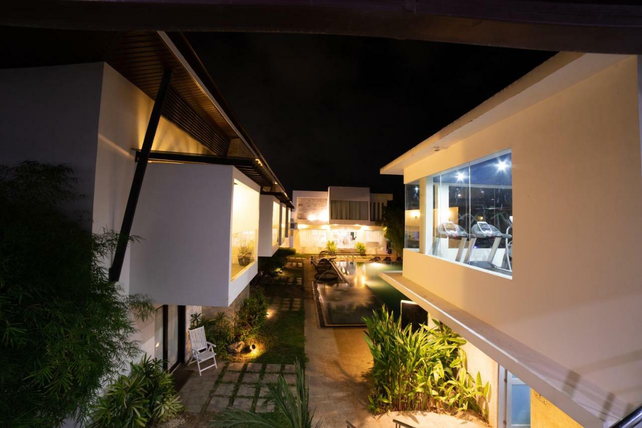 One Manalo Place Puerto Princesa Zewnętrze zdjęcie